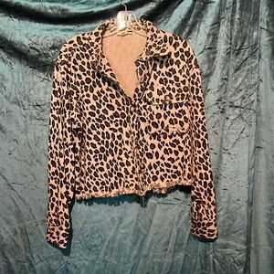 Ee: some Leopaed Jean Jacket